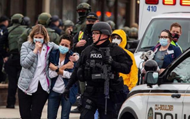 真人娱乐-美国近期频发枪击事件 掘金主帅泪洒发布会现场