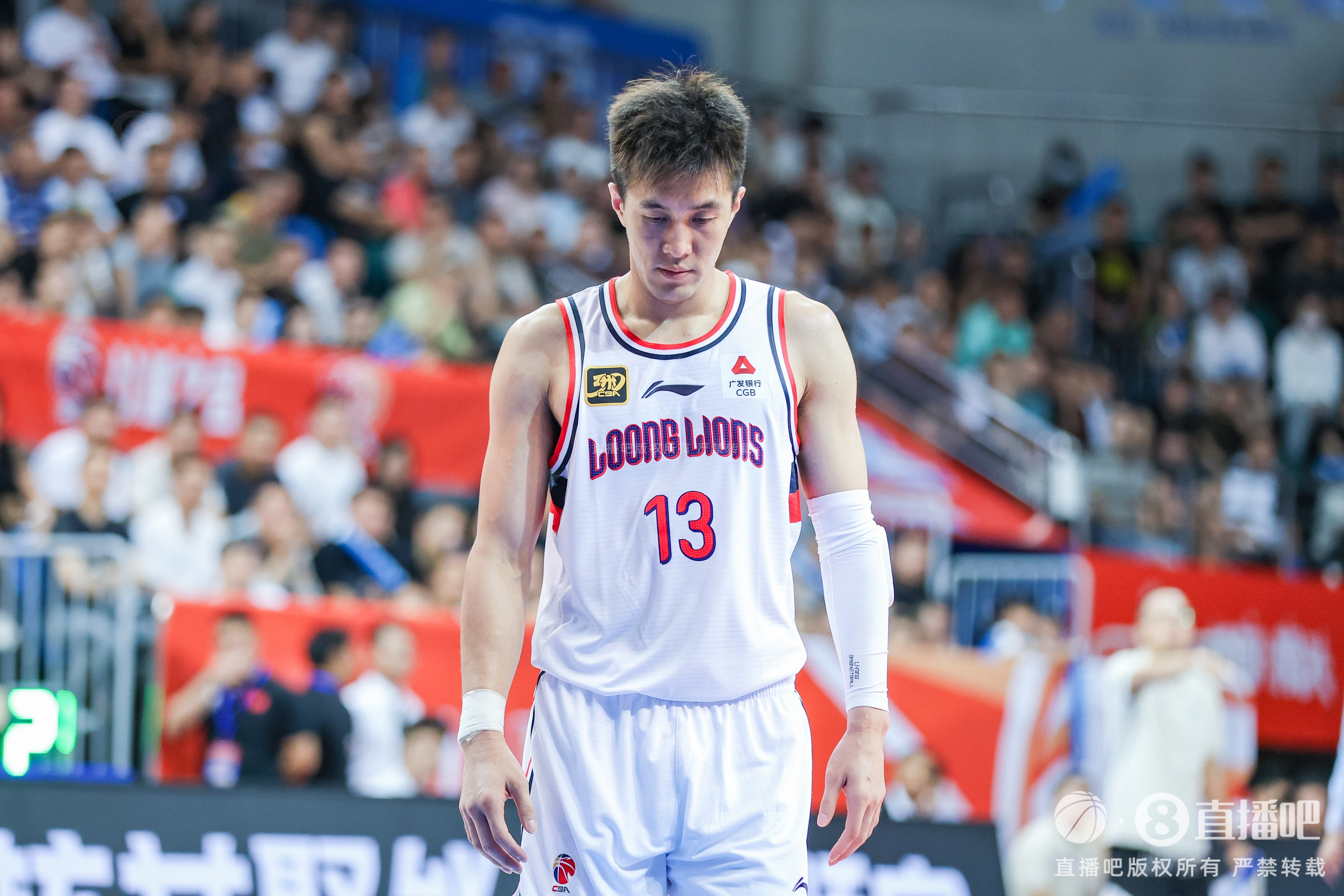 引发热议！“郭艾伦被诈骗近千万”词条登上热搜 目前升至第2