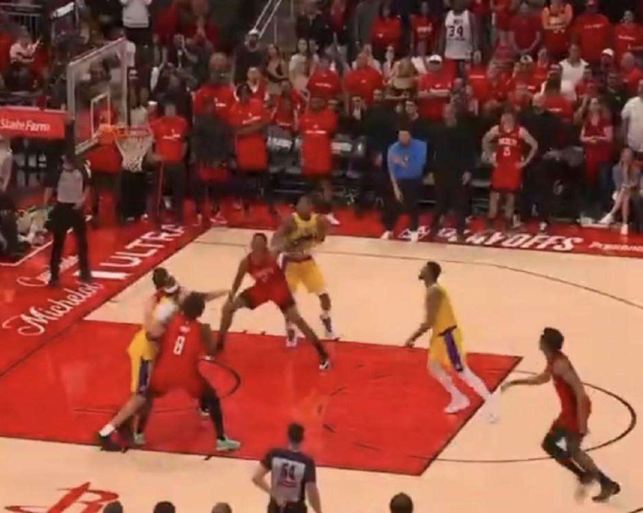 火湖G3裁判报告：漏吹斯马特三罚最后一罚提前进线&amp;amp;詹姆斯踩线